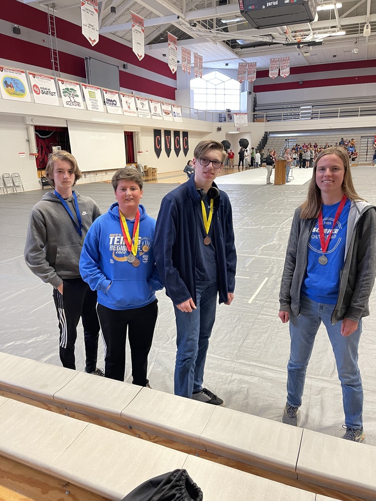 Jonathan Ebel, Ben Tepper, Noah Cline, and Nadia Krueger at the Science Olympiad Competition